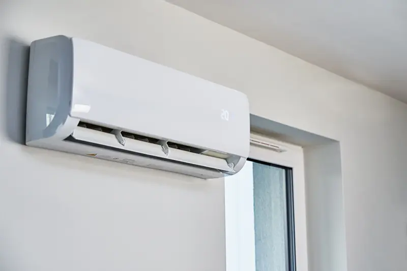 Exploring the Benefits of Ductless HVAC Systems